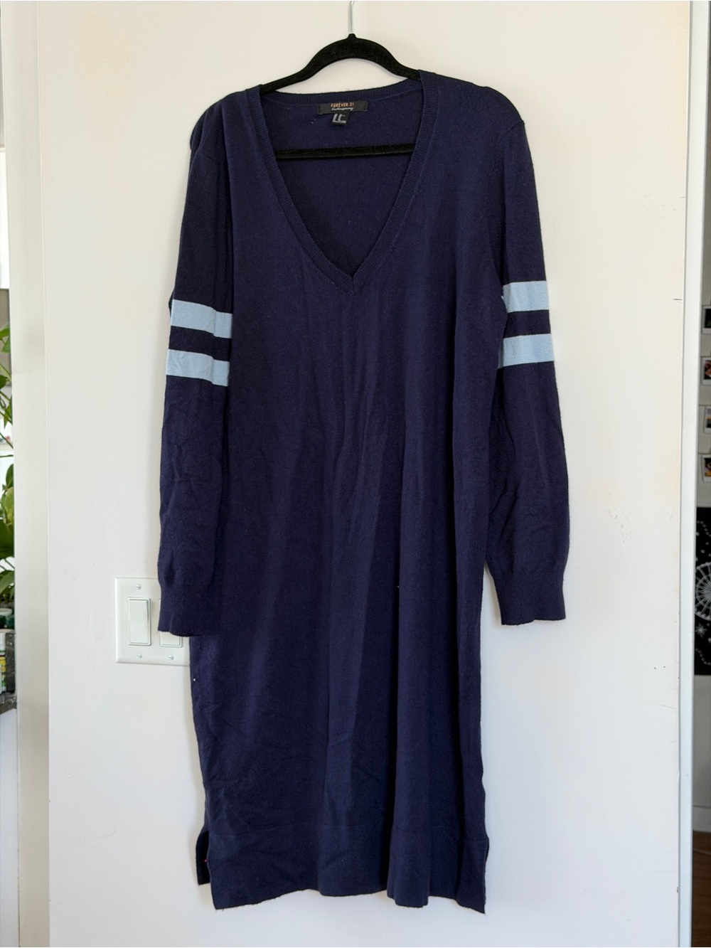 VINTAGE Forever 21 Navy V-Neck Sweater Dress
